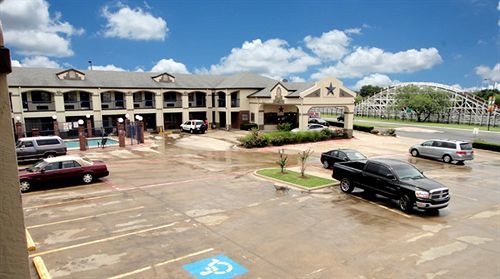 Ranger Inn & Suites Arlington Exterior photo